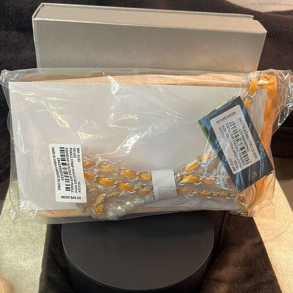 BADGLEY MISCHKA YELLOW PHONE CASE WITH DIAMOND QUILTING CROSSBODY & PEARL STRAP - Picture 5 of 6